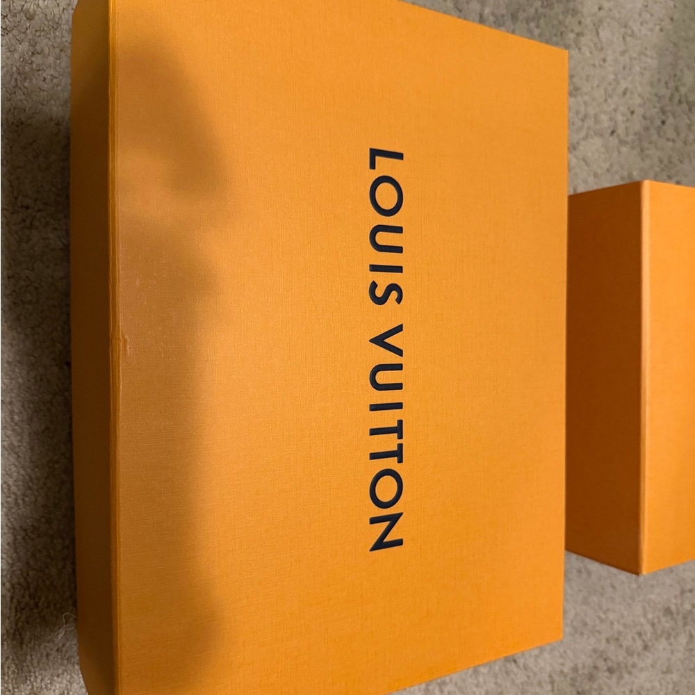 2 Louis Vuitton Signature Orange Gift Boxes - Picture 2 of 5